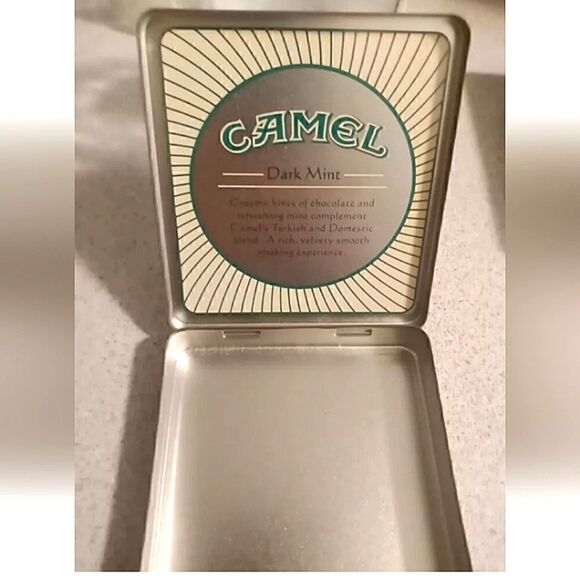 Camel Cigarette Dark Mint Flat Pocket Collectible Tobacco Tin Made In Germany - Picture 2 of 3